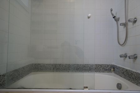 Apartamento para alugar com 75m², 2 quartos e 1 vagaBanheiro da Suíte