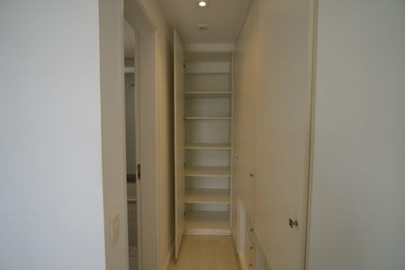 Apartamento para alugar com 75m², 2 quartos e 1 vagaSuíte