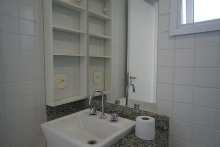 Apartamento para alugar com 75m², 2 quartos e 1 vagaBanheiro da Suíte