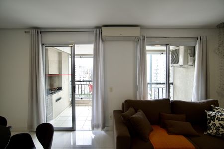 Apartamento para alugar com 75m², 2 quartos e 1 vagaSala