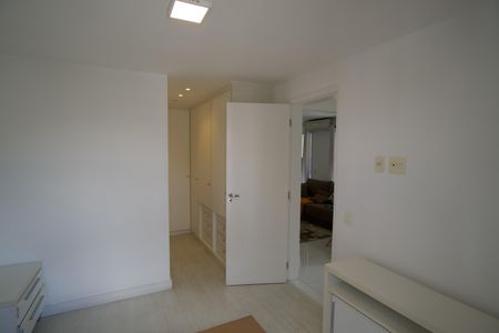 Apartamento para alugar com 75m², 2 quartos e 1 vagaSuíte