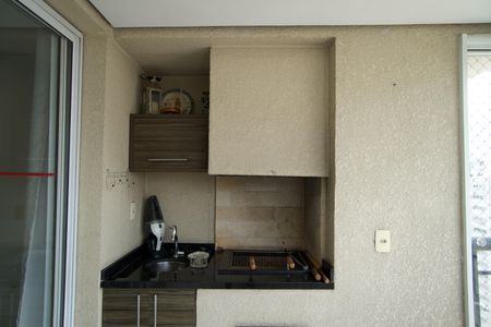 Apartamento para alugar com 75m², 2 quartos e 1 vagaSacada