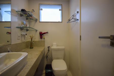 Casa de condomínio à venda com 140m², 3 quartos e 1 vaga