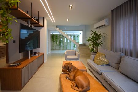 Casa de condomínio à venda com 140m², 3 quartos e 1 vaga