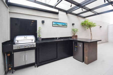 Casa de condomínio à venda com 140m², 3 quartos e 1 vaga