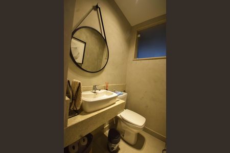 Casa de condomínio à venda com 140m², 3 quartos e 1 vaga