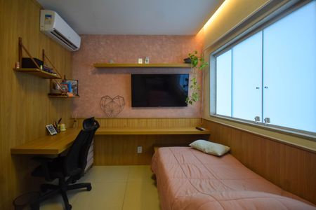 Casa de condomínio à venda com 140m², 3 quartos e 1 vaga