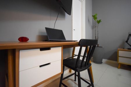 Casa de condomínio à venda com 140m², 3 quartos e 1 vaga