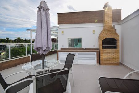 Casa de condomínio à venda com 140m², 3 quartos e 1 vaga