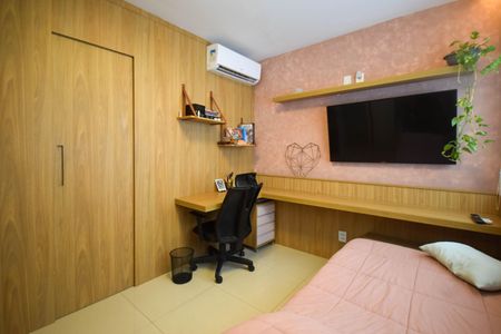 Casa de condomínio à venda com 140m², 3 quartos e 1 vaga