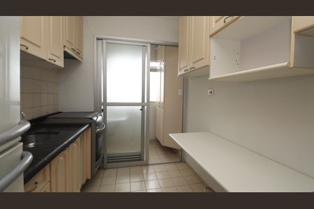 Apartamento à venda com 61m², 2 quartos e 1 vagaCozinha - Armários