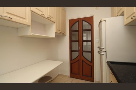 Apartamento à venda com 61m², 2 quartos e 1 vagaCozinha - Armários