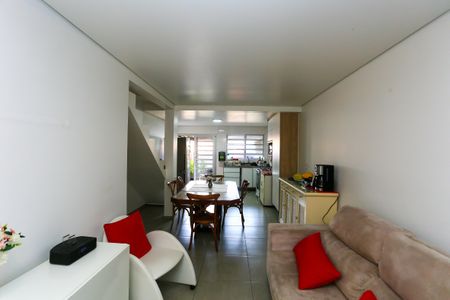 Casa à venda com 200m², 5 quartos e 1 vagacozinha