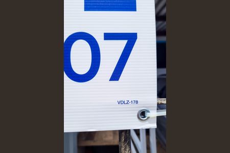 Casa à venda com 200m², 5 quartos e 1 vagaplaca - cod VDLZ-178