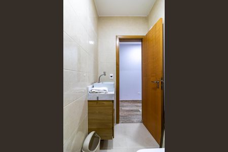 Casa para alugar com 200m², 5 quartos e 1 vaga Casa para alugar com 200m², 5 quartos e 1 vagaBanheiro Social 2