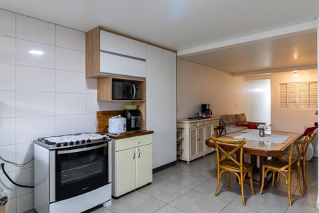 Casa para alugar com 200m², 5 quartos e 1 vaga Casa para alugar com 200m², 5 quartos e 1 vagaCozinha