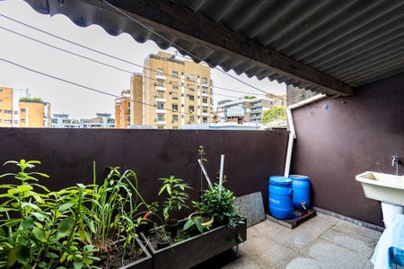 Casa para alugar com 200m², 5 quartos e 1 vaga Casa para alugar com 200m², 5 quartos e 1 vagaÁrea comum