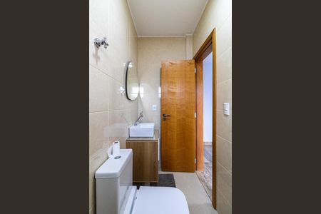 Casa para alugar com 200m², 5 quartos e 1 vaga Casa para alugar com 200m², 5 quartos e 1 vagaBanheiro Social