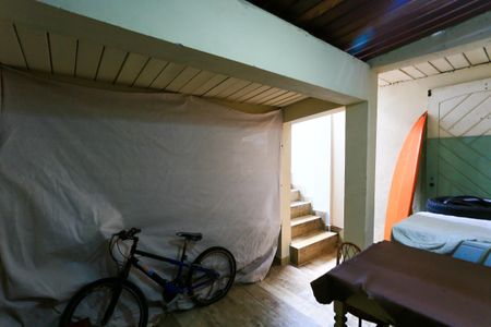 Casa à venda com 200m², 5 quartos e 1 vagaÁrea de Serviço