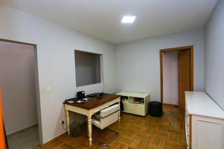 Casa à venda com 200m², 5 quartos e 1 vagaSala 2