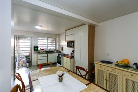 Casa à venda com 200m², 5 quartos e 1 vagacozinha
