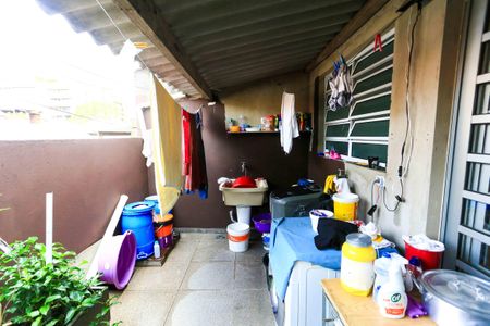 Casa à venda com 200m², 5 quartos e 1 vagaÁrea de Serviço