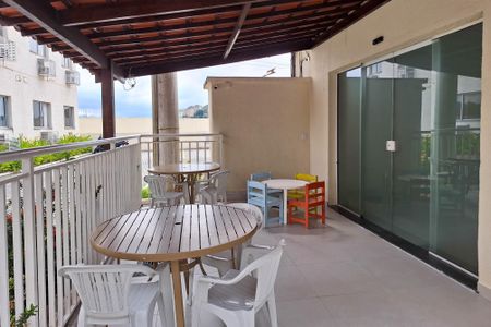 Apartamento à venda com 77m², 3 quartos e 1 vaga Apartamento à venda com 77m², 3 quartos e 1 vagaÁrea comum