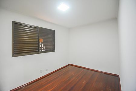 Apartamento à venda com 140m², 3 quartos e 3 vagasQuarto 1