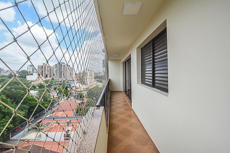 Apartamento à venda com 140m², 3 quartos e 3 vagasSacada