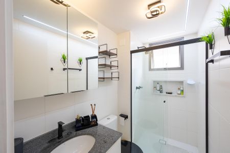 Apartamento para alugar com 65m², 2 quartos e 1 vagaBanheiro da Suíte