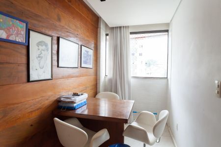 Apartamento à venda com 75m², 3 quartos e 1 vagaVaranda