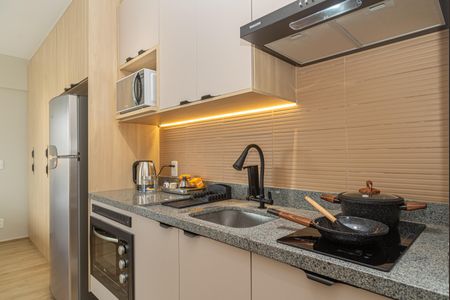 Studio para alugar com 25m², 1 quarto e sem vaga Studio para alugar com 25m², 1 quarto e sem vagaCozinha