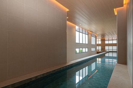 Studio para alugar com 25m², 1 quarto e sem vaga Studio para alugar com 25m², 1 quarto e sem vagaÁrea comum - Piscina Coberta