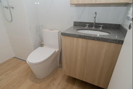 Studio para alugar com 25m², 1 quarto e sem vaga Studio para alugar com 25m², 1 quarto e sem vagaBanheiro