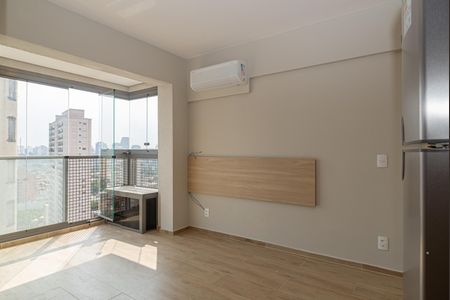 Studio para alugar com 25m², 1 quarto e sem vaga Studio para alugar com 25m², 1 quarto e sem vagaQuarto