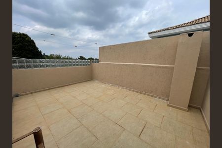 Casa para alugar com 141m², 3 quartos e 2 vagas Casa para alugar com 141m², 3 quartos e 2 vagasVaranda