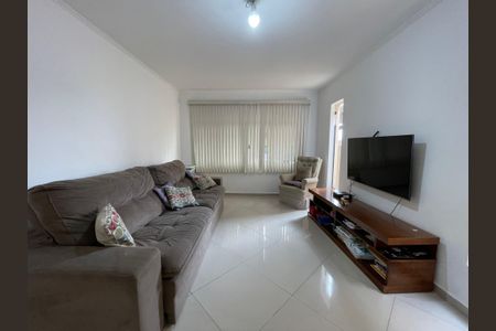 Sala de estar de casa à venda com 3 quartos, 141m² em Jardim Pinheiros, São Paulo