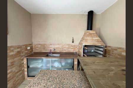 Casa para alugar com 141m², 3 quartos e 2 vagas Casa para alugar com 141m², 3 quartos e 2 vagasChurrasqueira