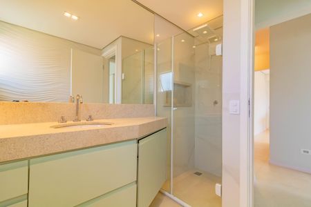 Apartamento para alugar com 68m², 2 quartos e 1 vaga