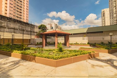 Apartamento para alugar com 68m², 2 quartos e 1 vaga