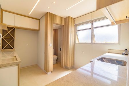 Apartamento para alugar com 68m², 2 quartos e 1 vaga