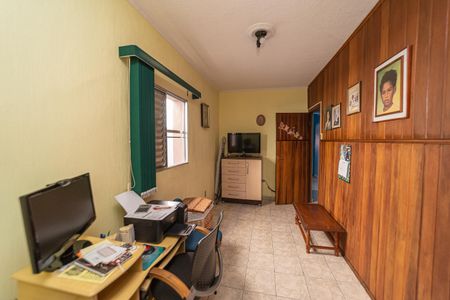 Casa à venda com 125m², 3 quartos e 4 vagasQuarto 2