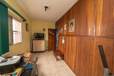 Casa à venda com 125m², 3 quartos e 4 vagasQuarto 2