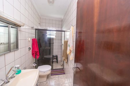 Casa à venda com 125m², 3 quartos e 4 vagasBanheiro do Quarto 3