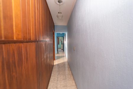 Casa à venda com 125m², 3 quartos e 4 vagasCorredor