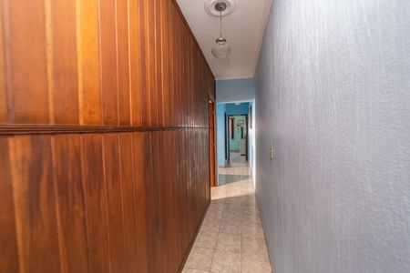 Casa à venda com 125m², 3 quartos e 4 vagasCorredor