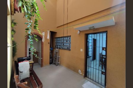 Casa à venda com 190m², 4 quartos e 2 vagasÁrea de Serviço