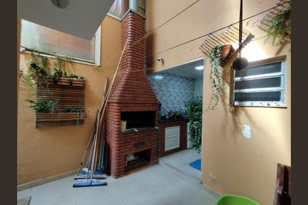 Casa à venda com 190m², 4 quartos e 2 vagasQuintal