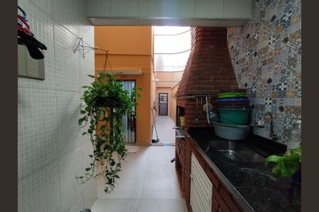 Casa à venda com 190m², 4 quartos e 2 vagasÁrea de Serviço