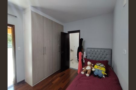 Casa à venda com 190m², 4 quartos e 2 vagasSuíte 3